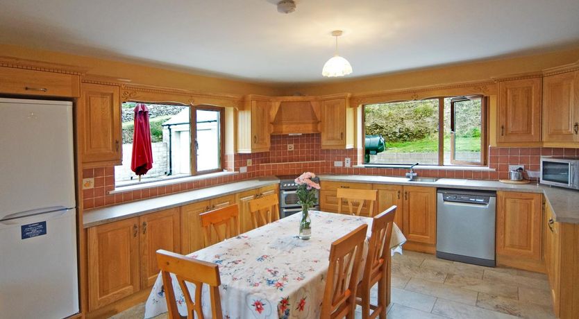 Photo of 4 Bed in Inch