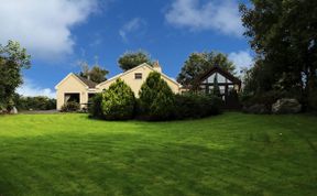 Photo of 2 Bed in Castleisland