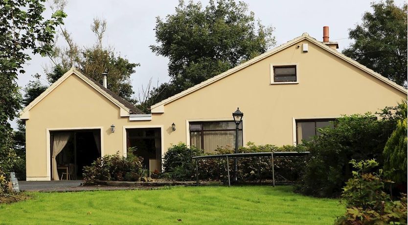 Photo of 2 Bed in Castleisland