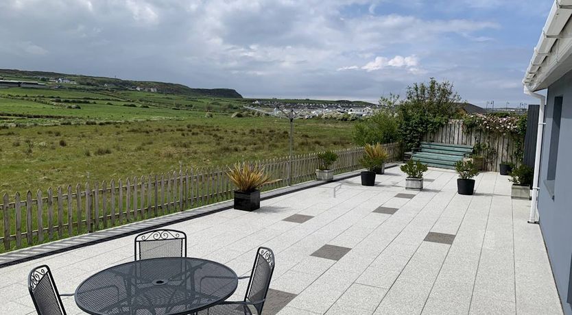 Photo of 3 Bed in Portballintrae