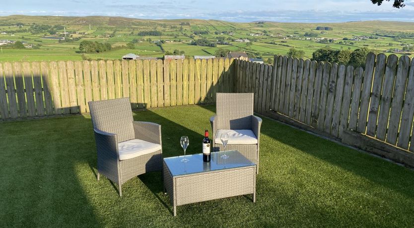 Photo of 4 Bed in Glenarm