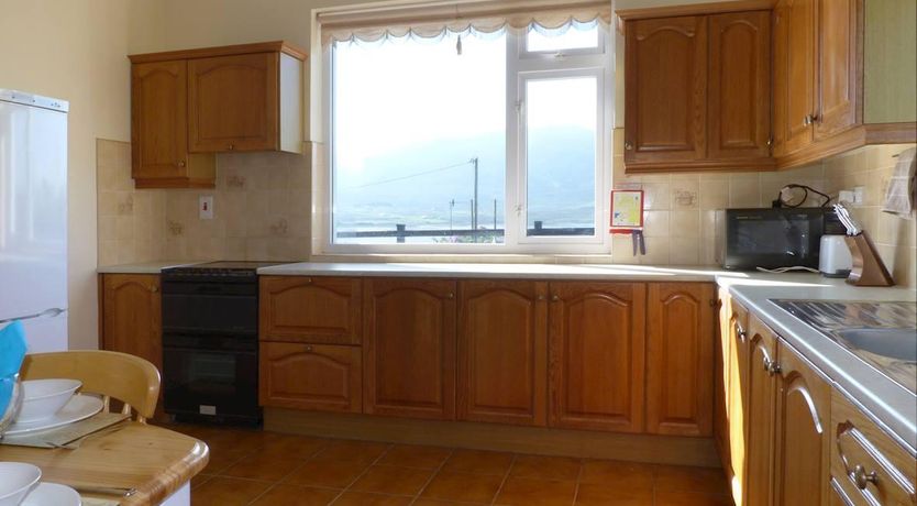 Photo of 5 Bed in Achill Sound