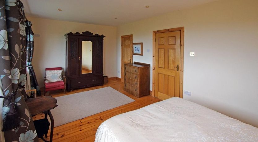 Photo of 3 Bed in Renvyle