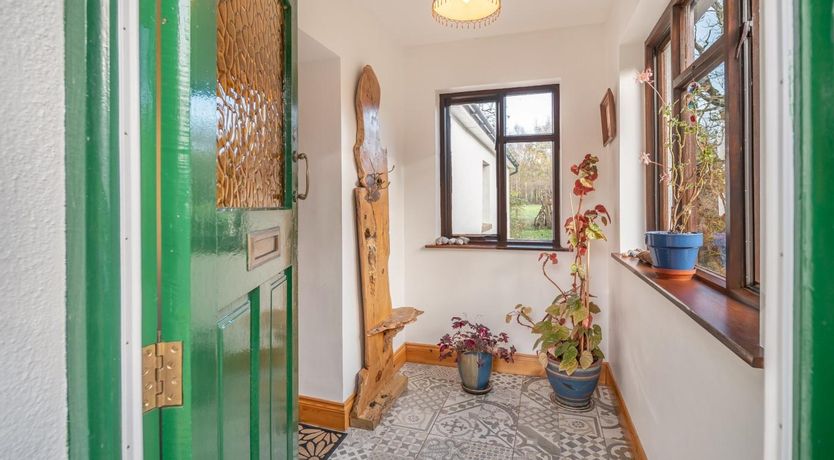 Photo of 2 Bed in Curry