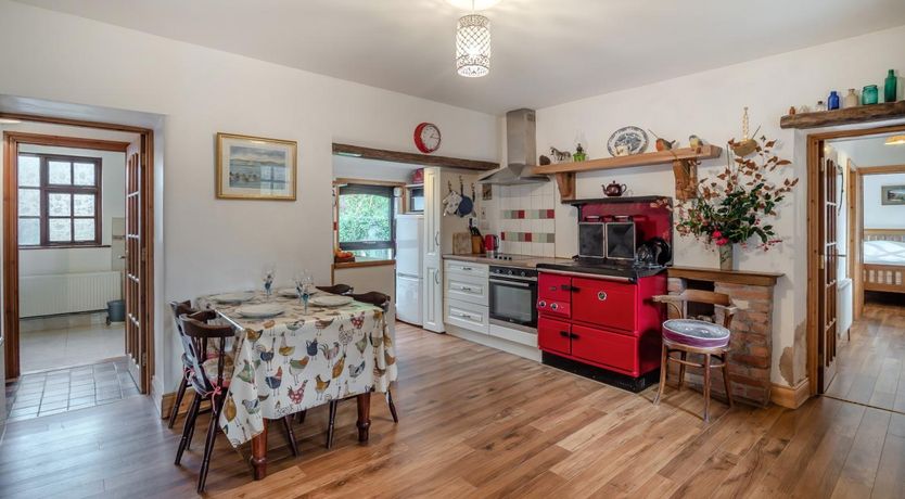 Photo of 2 Bed in Curry