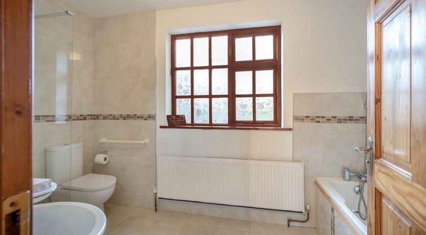 Photo of 2 Bed in Curry