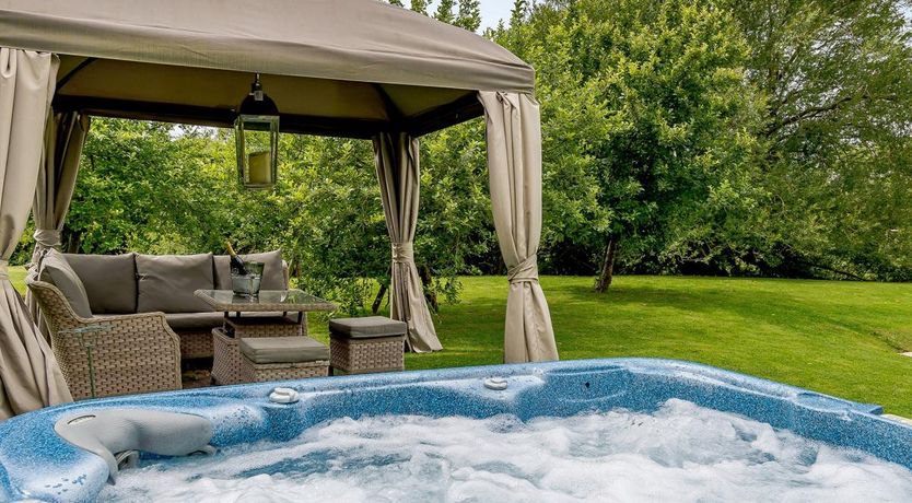 Photo of 1 Bed in Bicester