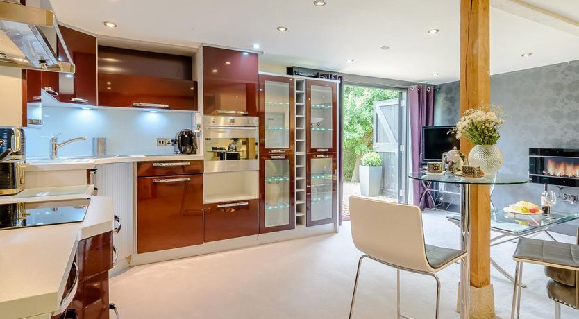 Photo of 1 Bed in Bicester