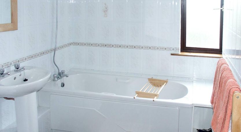 Photo of 2 Bed in Glengariff