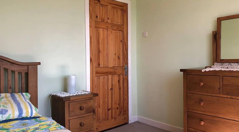 Photo of 5 Bed in Clifden