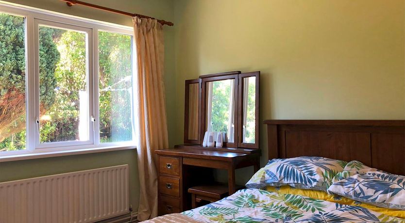 Photo of 5 Bed in Clifden