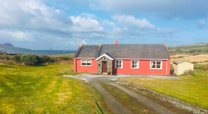 Photo of 4 Bed in Dunquin