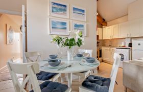Photo of 2-bed-in-sedgehill