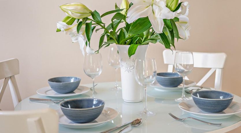 Photo of 2 Bed in Sedgehill