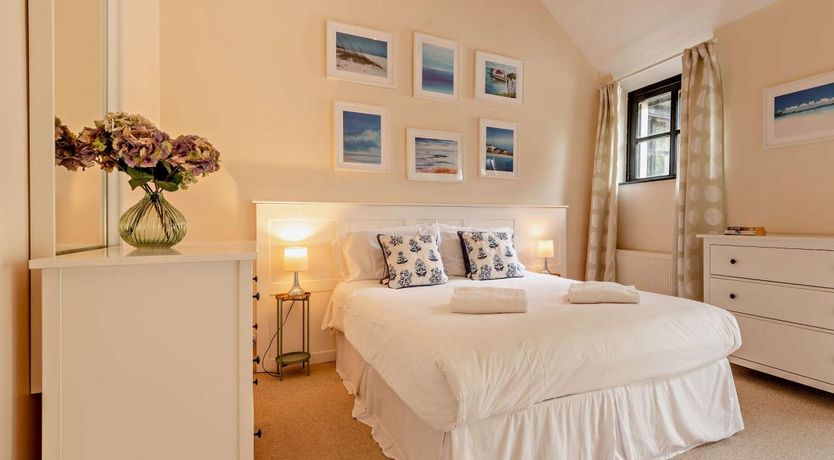 Photo of 2 Bed in Sedgehill