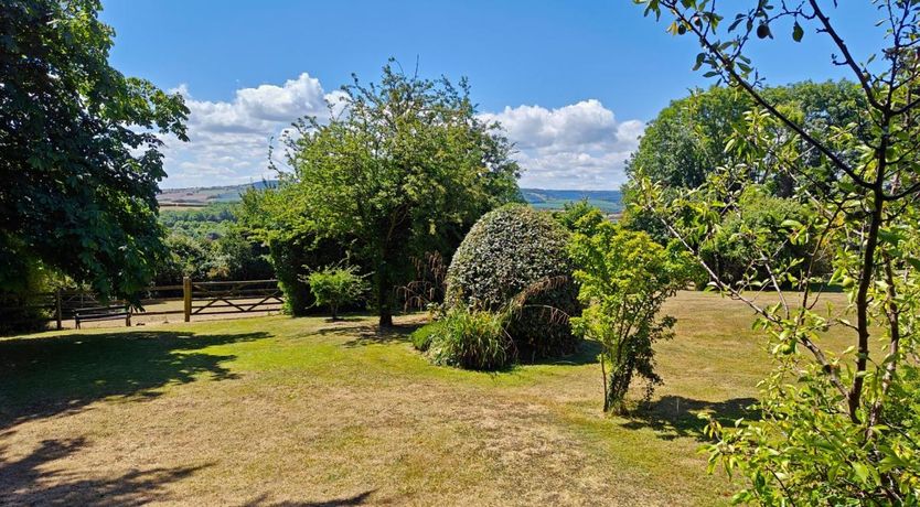 Photo of 2 Bed in Taunton