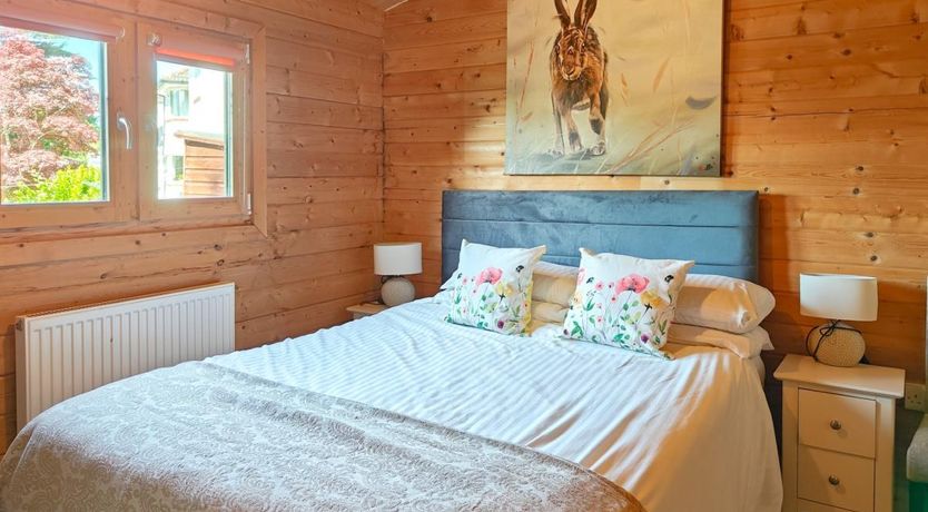 Photo of 2 Bed in Taunton