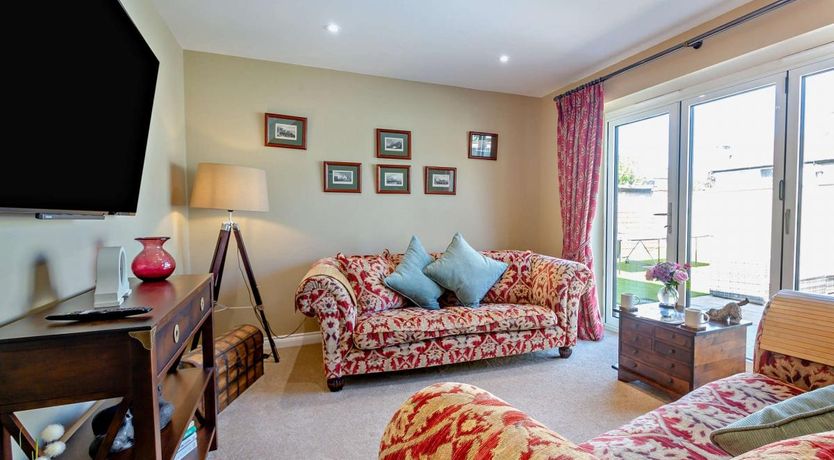 Photo of 4 Bed in Saint Asaph