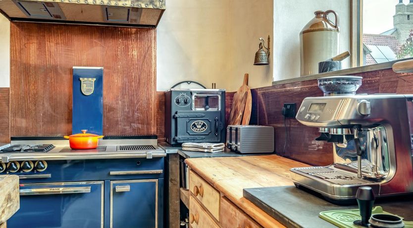 Photo of 5 Bed in King's Lynn