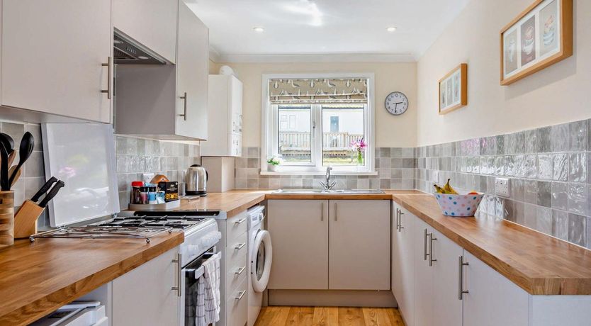 Photo of 2 Bed in Taunton