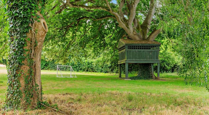 Photo of 2 Bed in West Quantoxhead