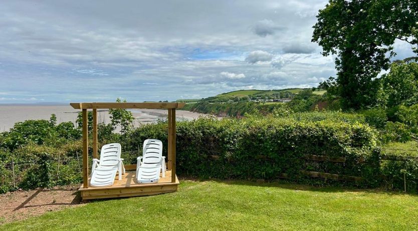 Photo of 2 Bed in West Quantoxhead