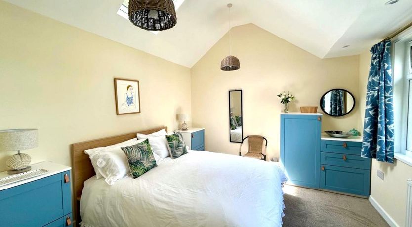 Photo of 2 Bed in West Quantoxhead