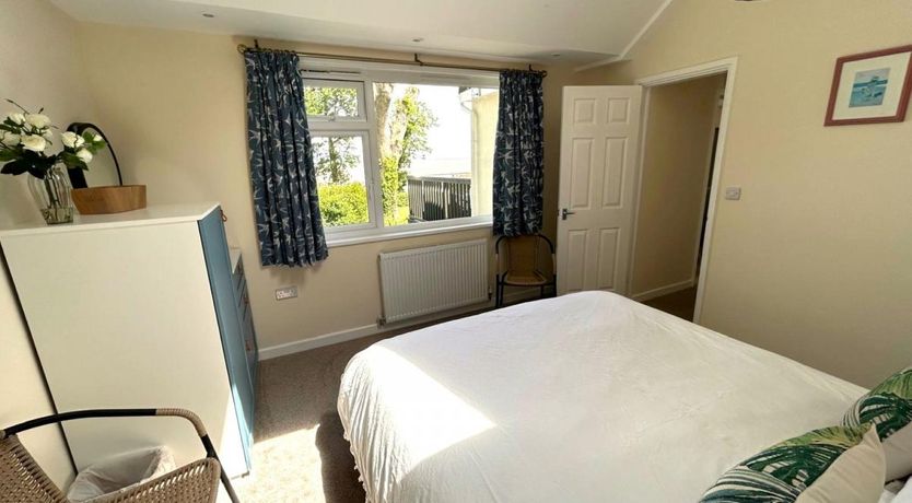 Photo of 2 Bed in West Quantoxhead