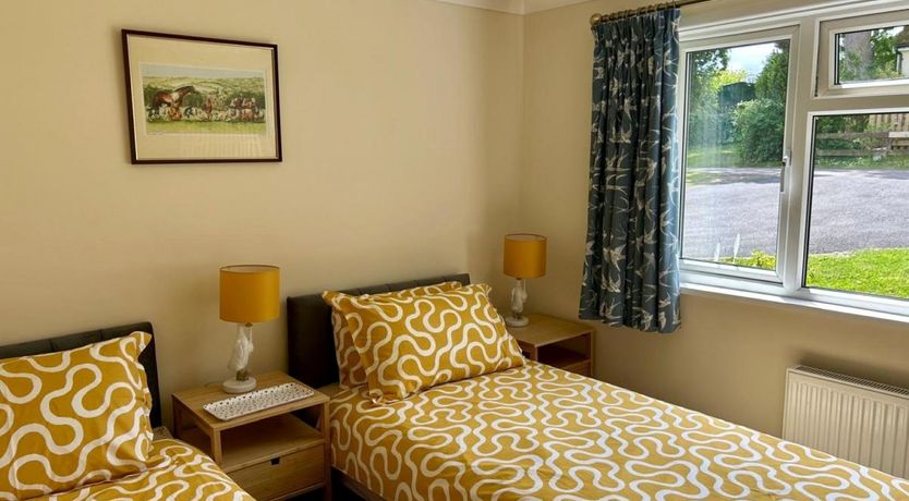 Photo of 2 Bed in West Quantoxhead