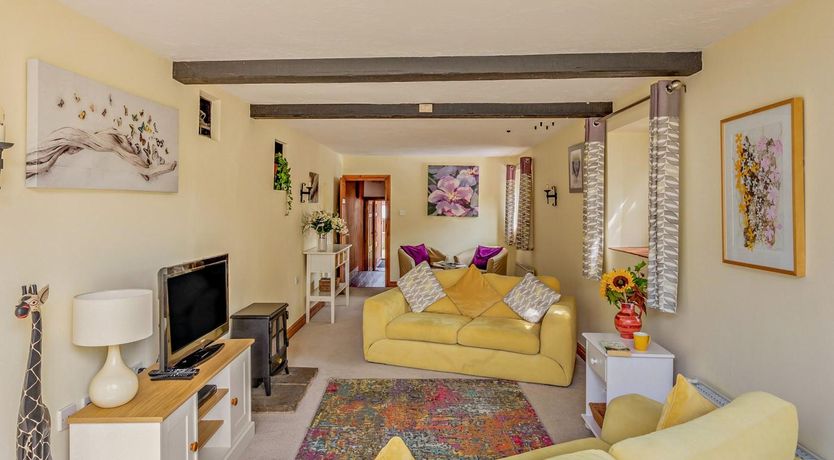 Photo of 3 Bed in Taunton