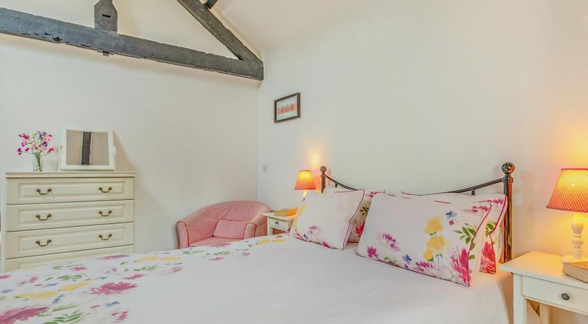 Photo of 3 Bed in West Quantoxhead