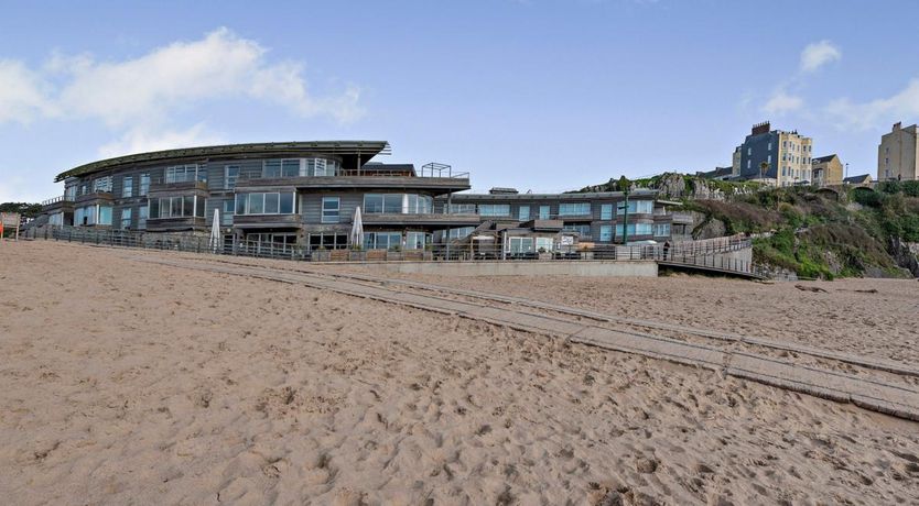 Photo of 2 Bed in Tenby