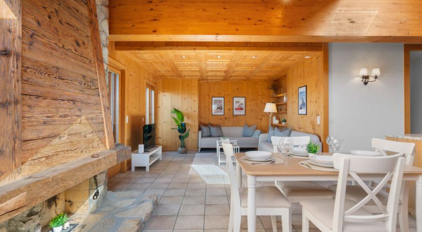 Photo of L'Arboisier A 3