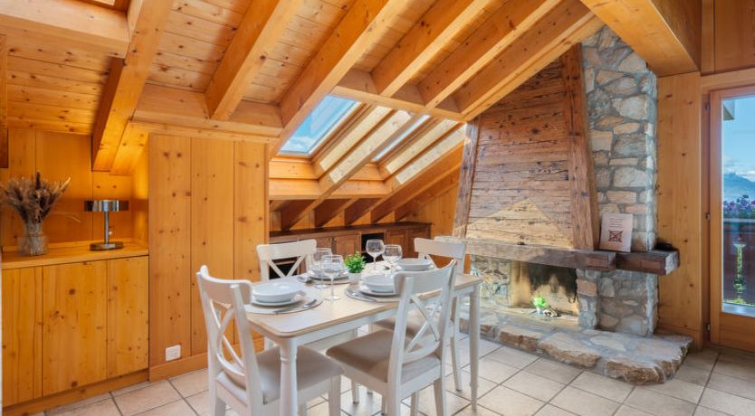 Photo of L'Arboisier A 3