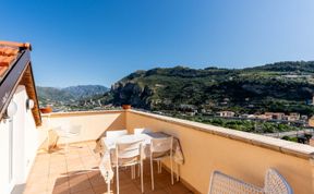 Photo of Entre Collines Et Mar