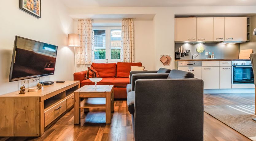 Photo of Tom & Jeri (Top 2)