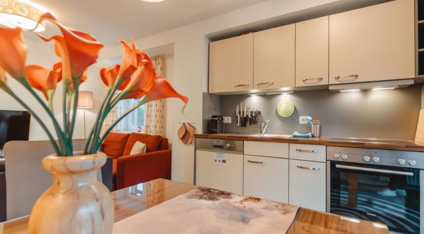 Photo of Tom & Jeri (Top 2)