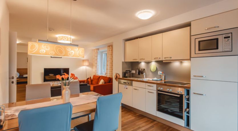 Photo of Tom & Jeri (Top 2)