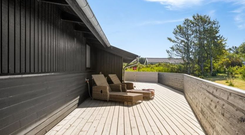 Photo of "Verner" - 990m from the sea