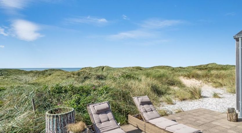 Photo of "Friede" - 100m from the sea