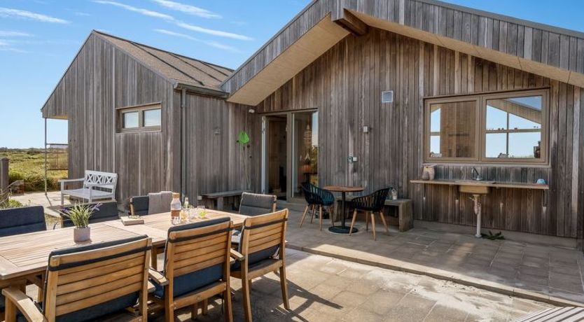 Photo of "Friede" - 100m from the sea