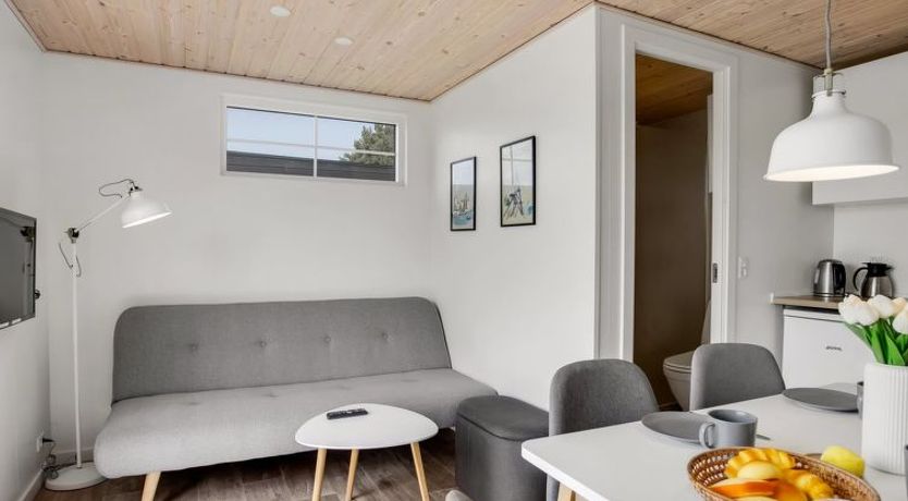 Photo of "Lovis" - 900m from the sea