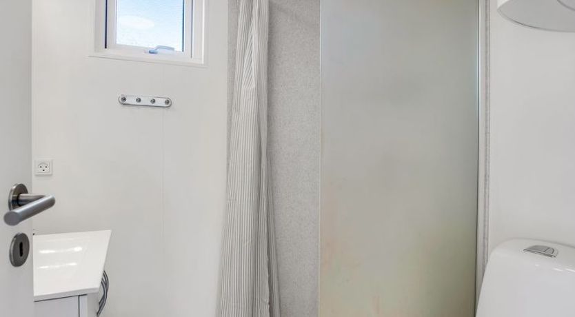 Photo of "Brun" - 900m from the sea