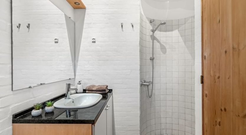 Photo of "Takenya" - 350m to the fjord