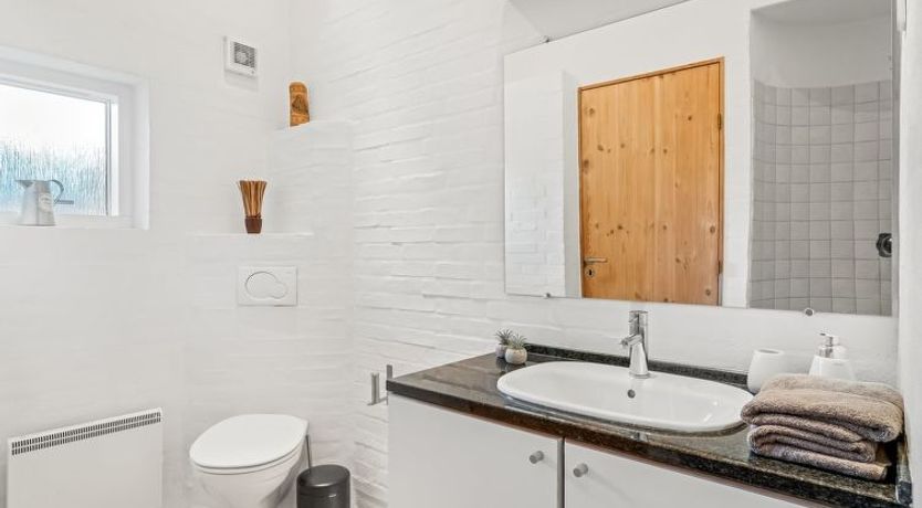 Photo of "Takenya" - 350m to the fjord