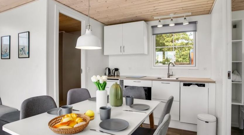 Photo of "Alisia" - 900m from the sea