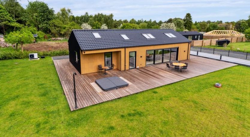 Photo of "Pauliina" - 1.1km from the sea