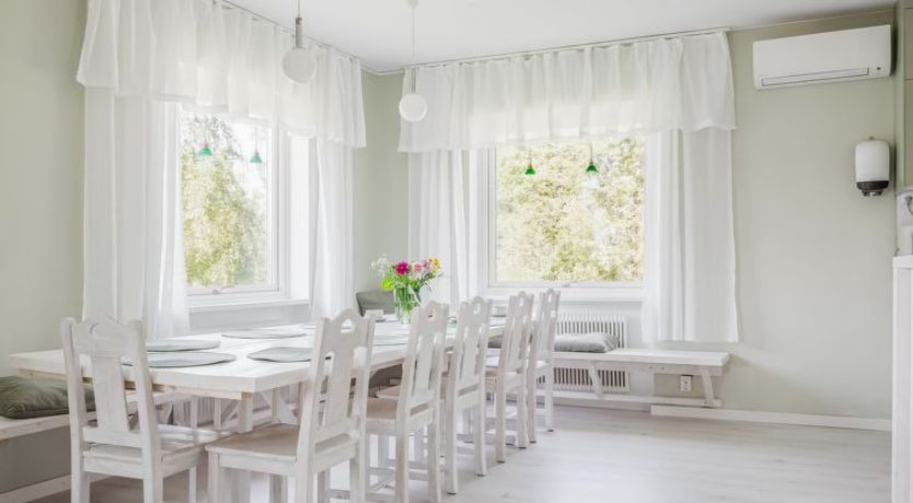 Photo of Linsell Villan