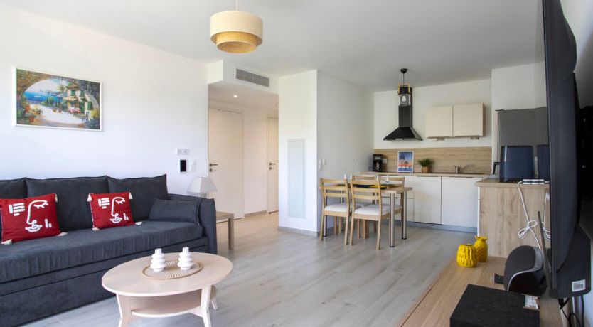 Photo of Seaside View Apartment 2