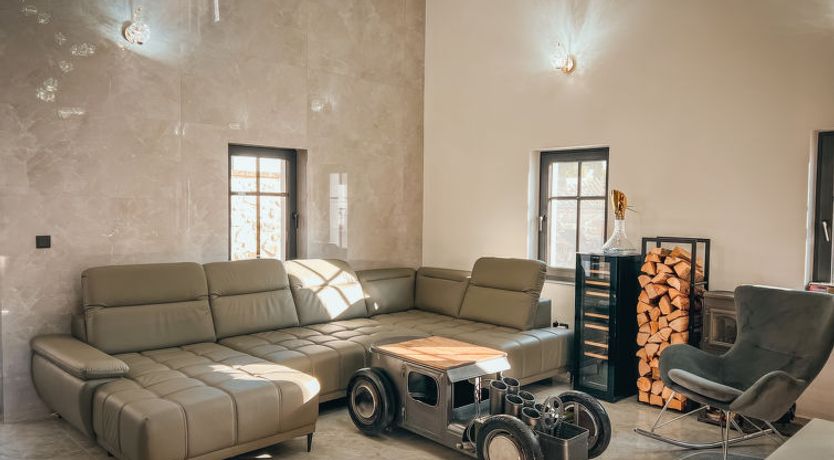 Photo of Party & Friends Villa